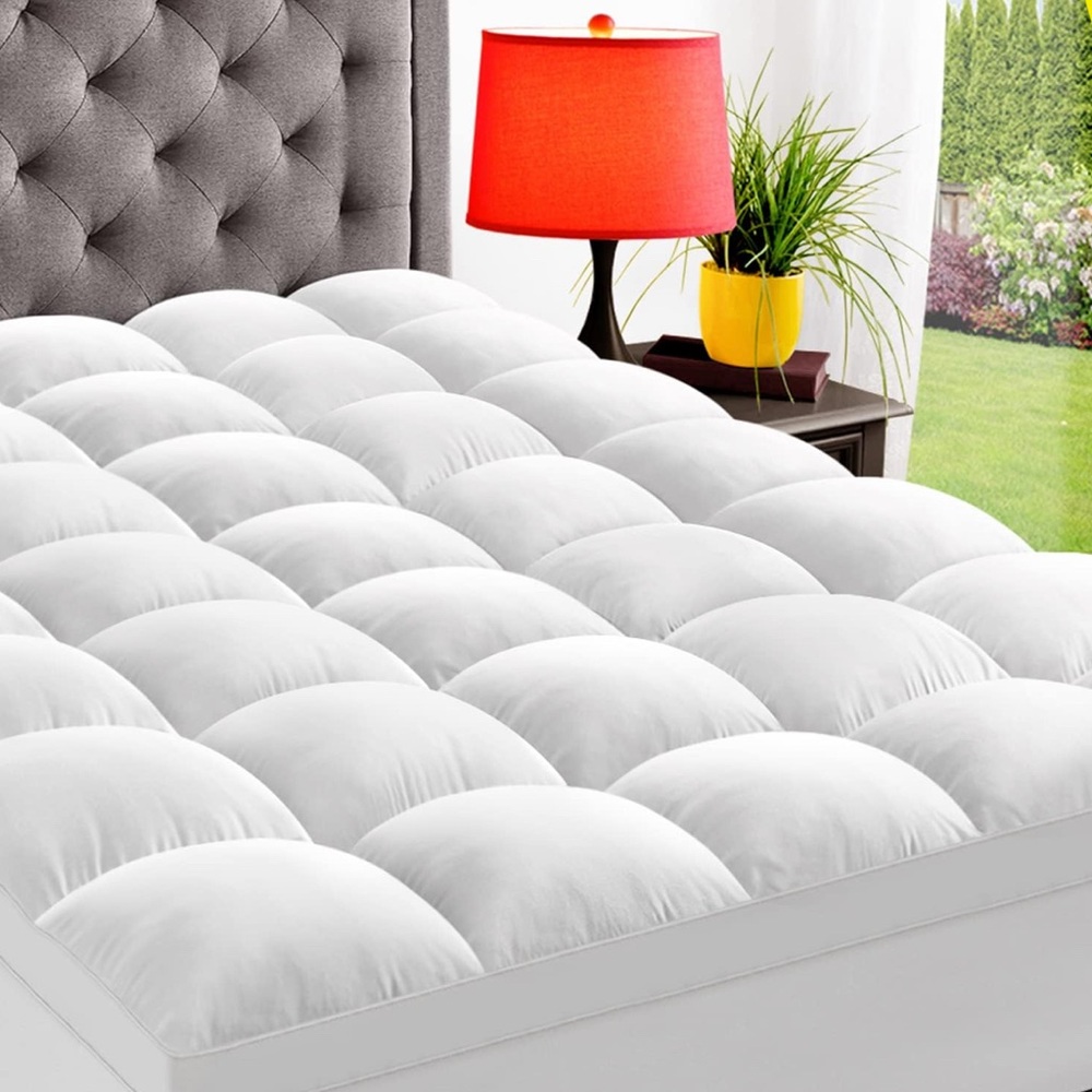 Luxurious White Bedding Topper